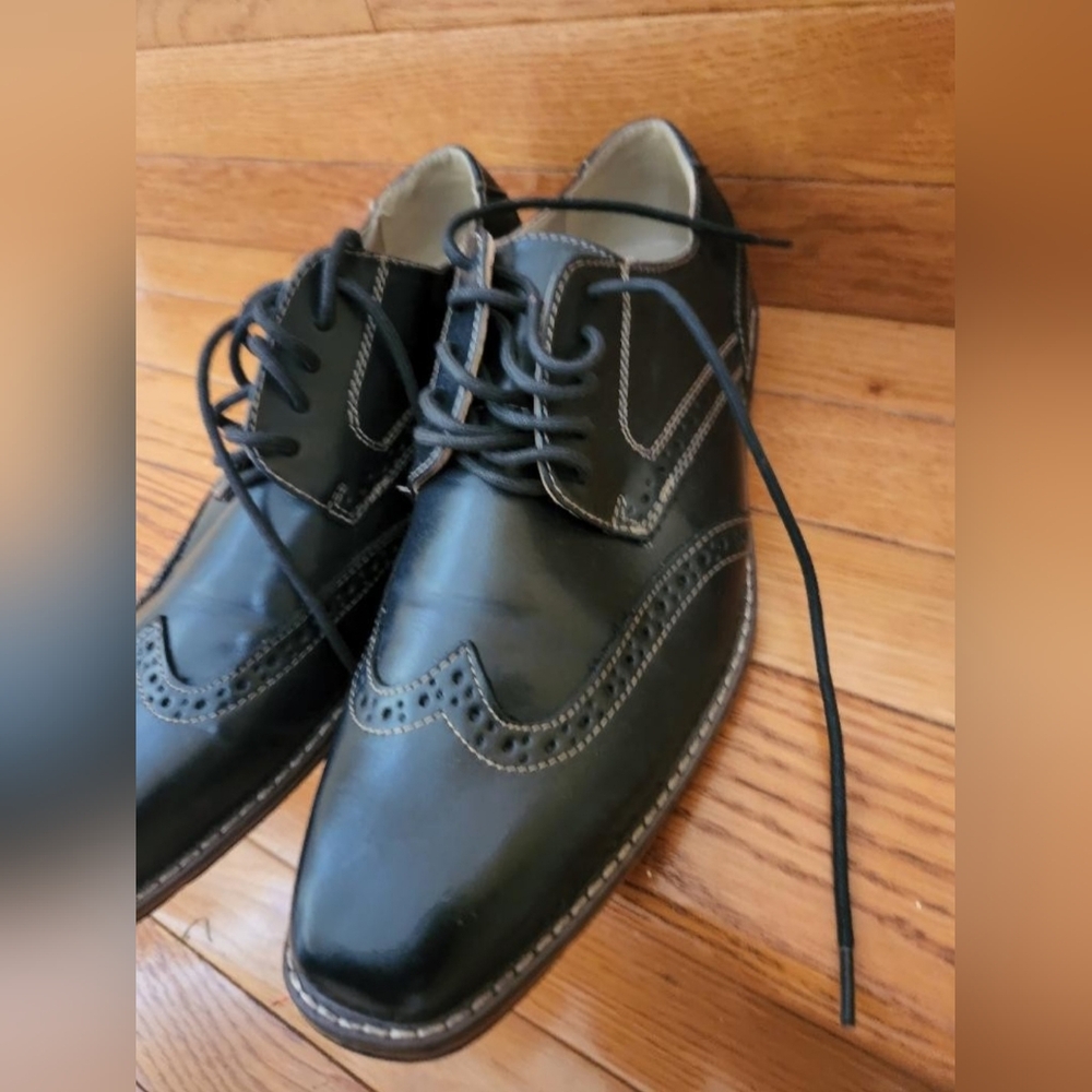 Classic Black Men's Dress Shoes